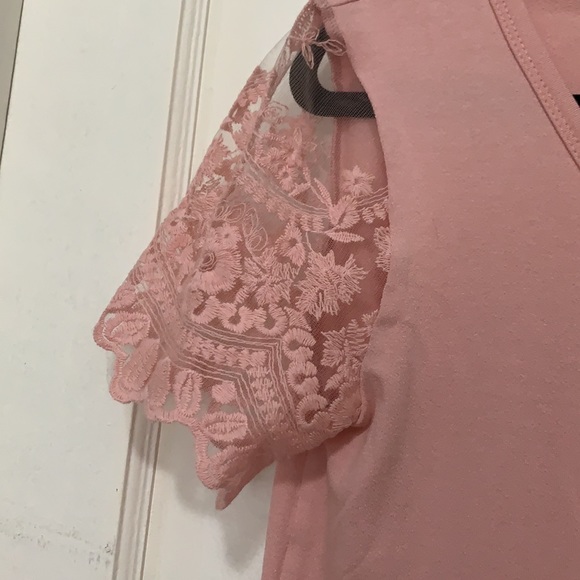 New without tags, Never worn pink tshirt with lace - Picture 2 of 3